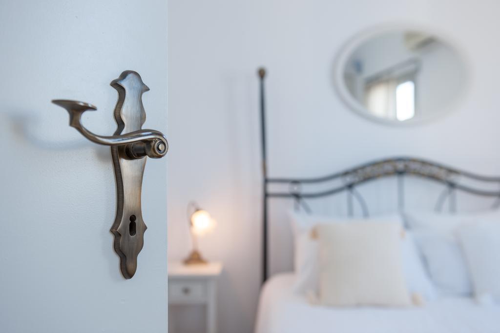 Vista Mare Suites Imerovígli Szoba fotó
