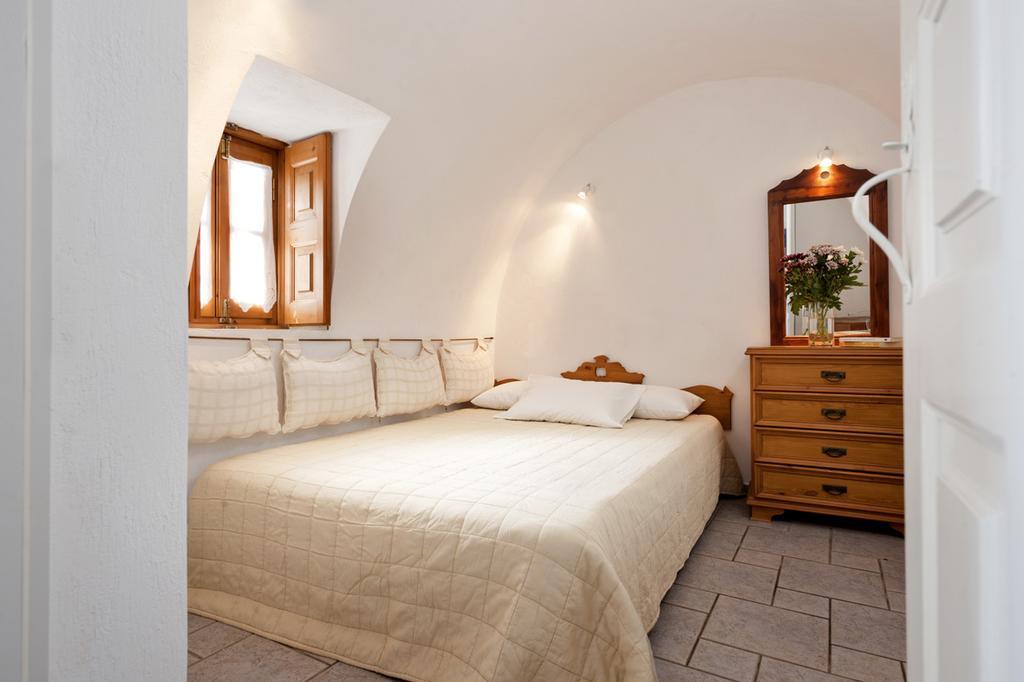 Vista Mare Suites Imerovígli Kültér fotó